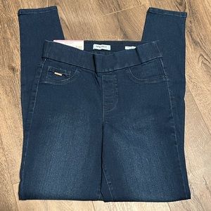 ❗️2/$20❗️Nine West Heidi Pull On Jeans